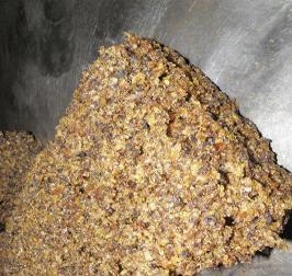 ���գ�����ͭ�����ж��к�Ԫ���������淢��